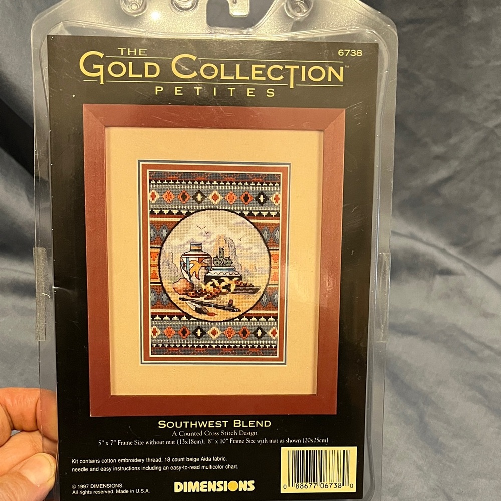 Dimensions Gold Collection Petites Southwest Blend Cross Stitch Kit